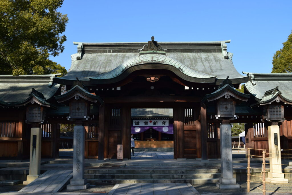 八代城前の正門