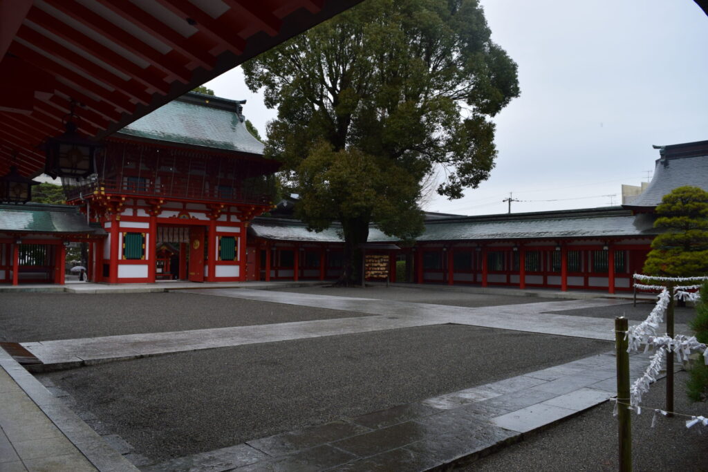 藤崎八旛宮の境内