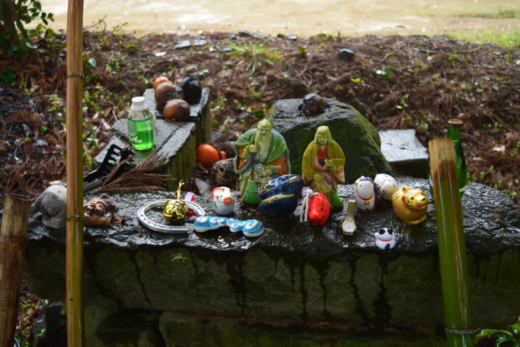 七所宮（宮地神社）-石焼却炉