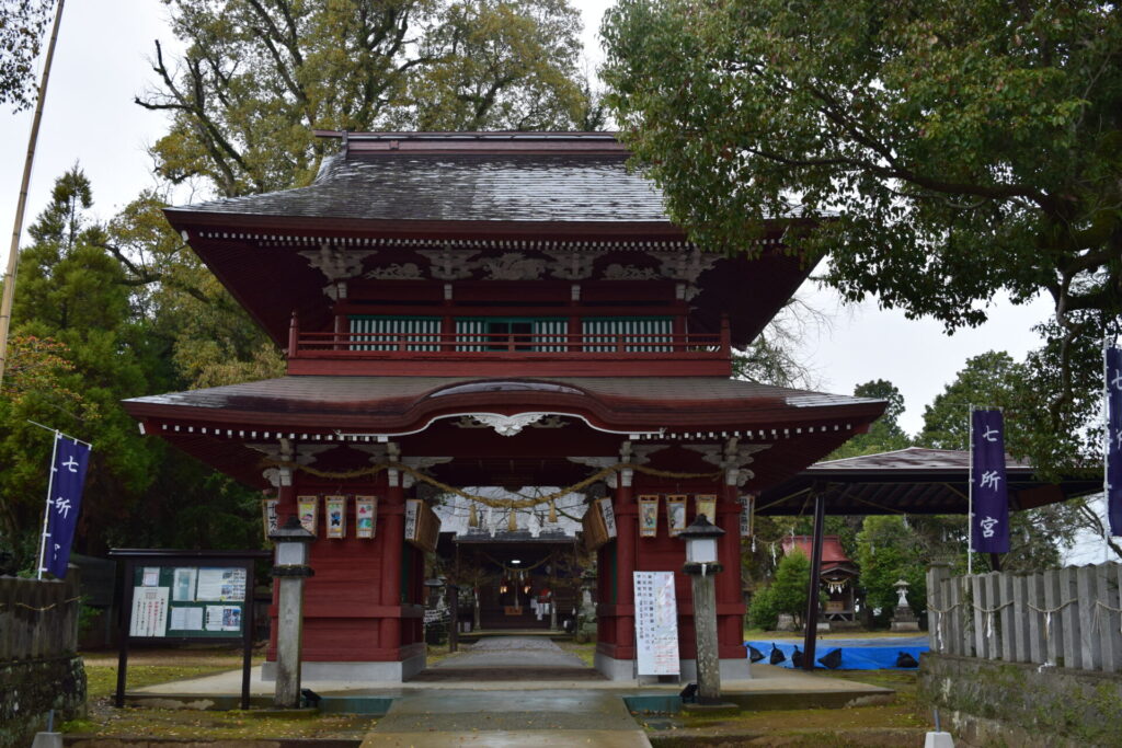 七所宮（宮地神社）-楼門