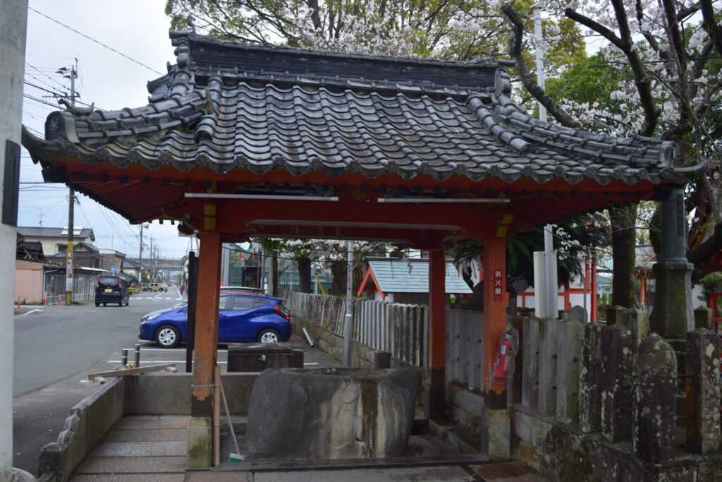 八代神社_打手水