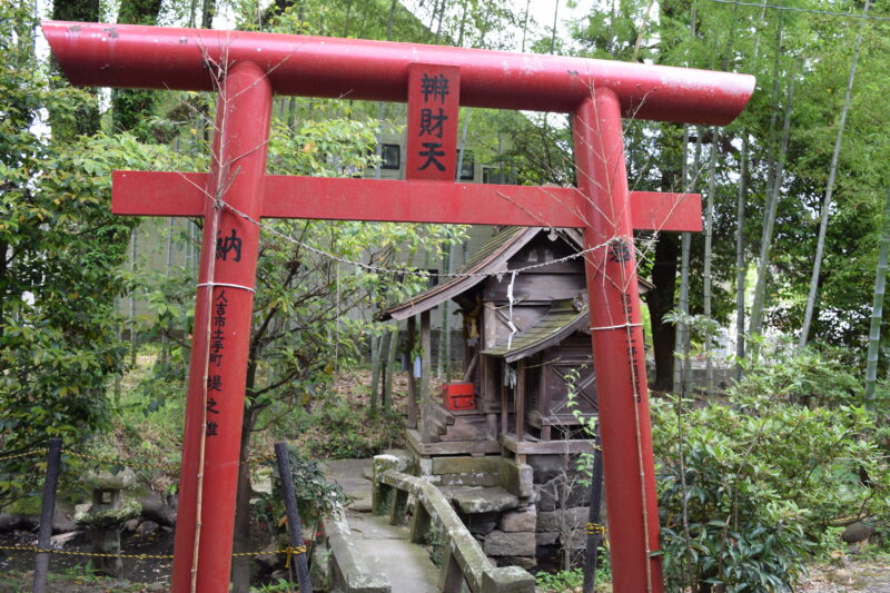 老神神社_弁財天社1