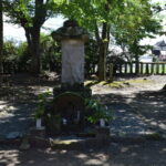 貝洲加藤神社_石字般若経碑