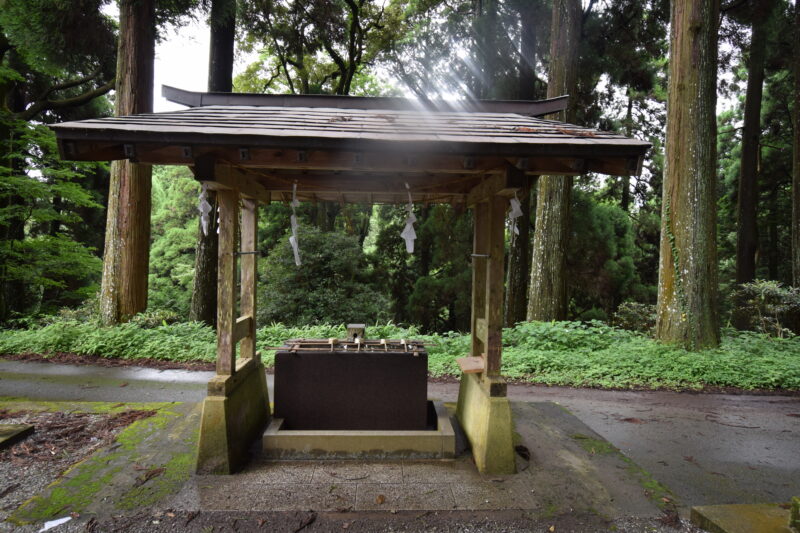 男成神社_打手水1