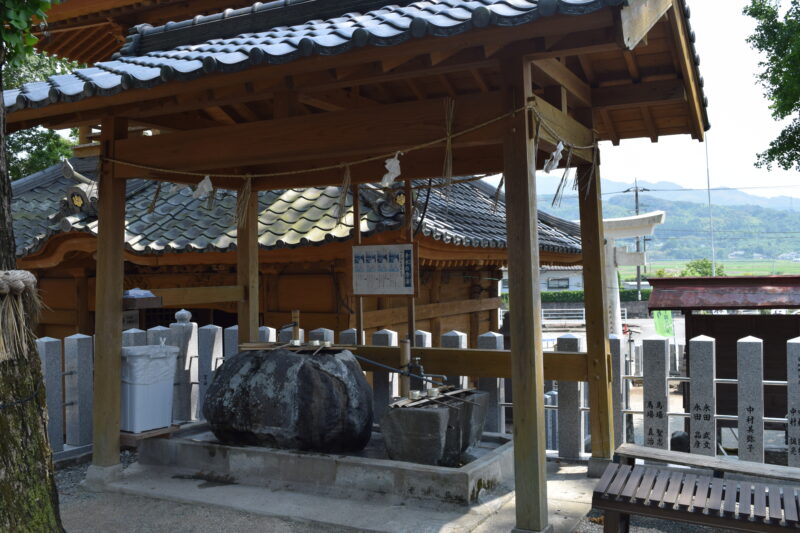 津森神社_打手水