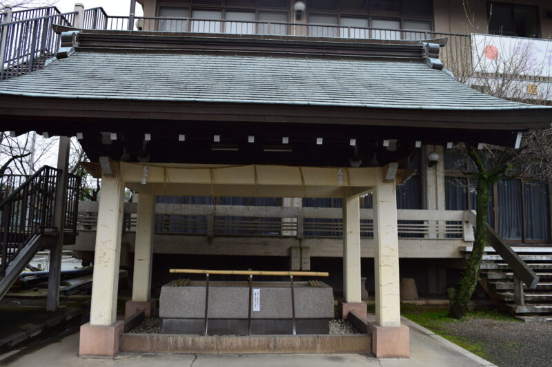 2-8.熊本県護国神社-手水舎