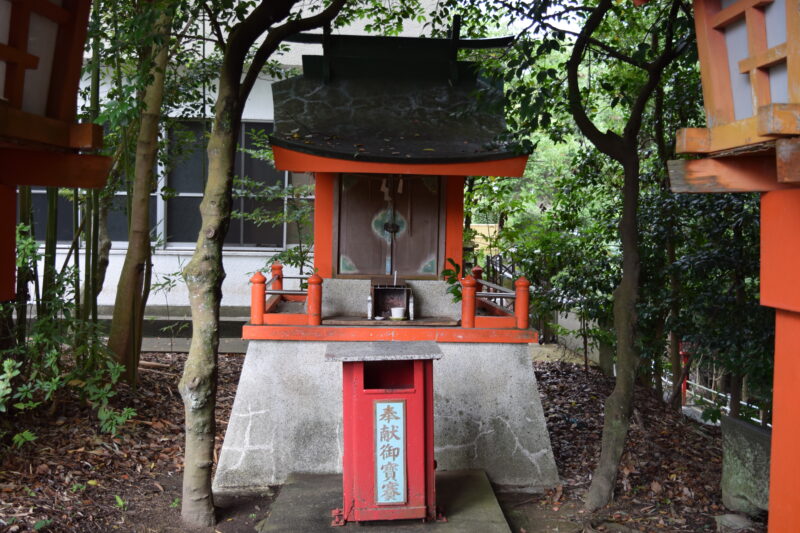四山神社_稲荷神社2