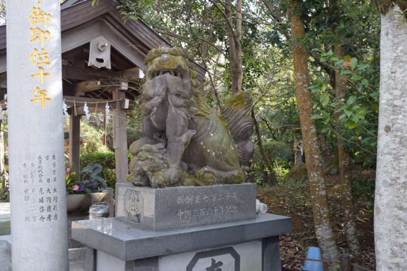 本渡諏訪神社_狛犬1
