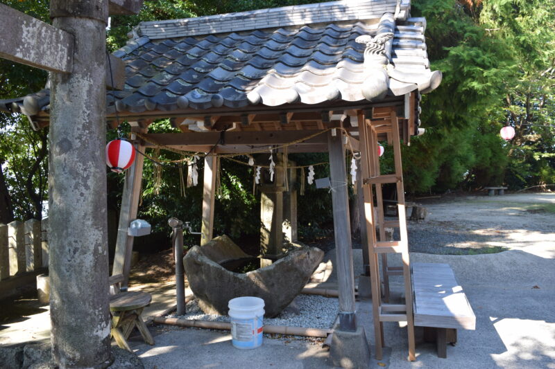 河内阿蘇神社_打手水1