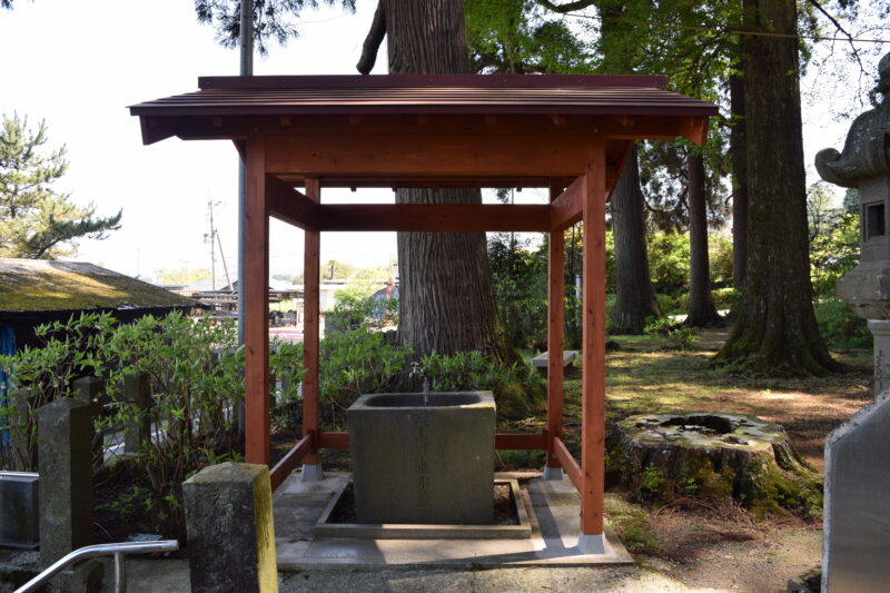 高森阿蘇神社_打手水