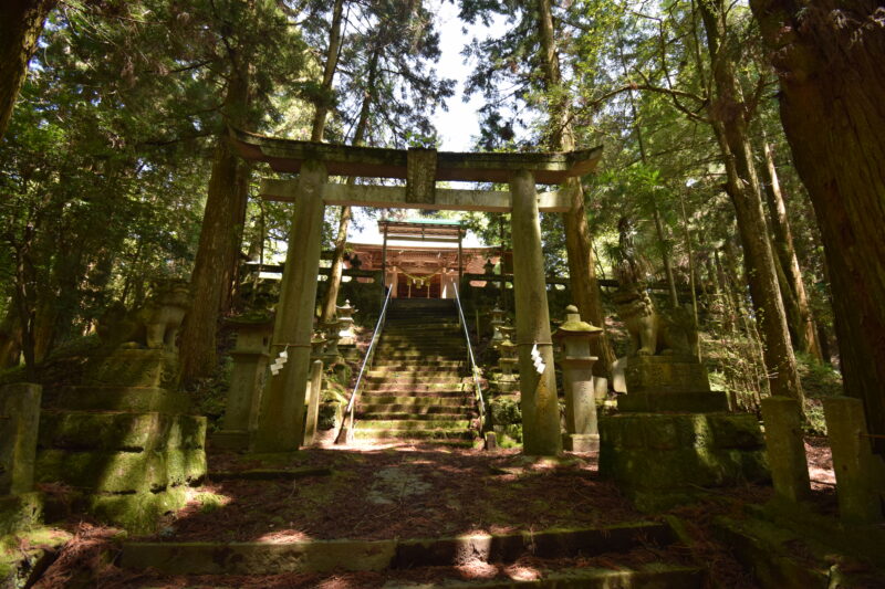 色見熊野座神社_正門