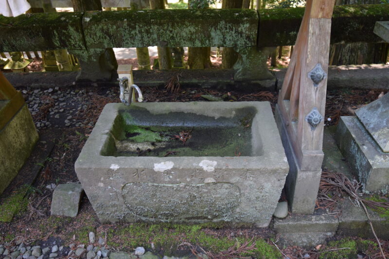 色見熊野座神社_打手水2
