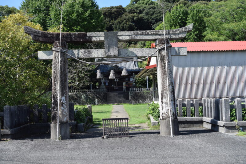 郡浦神社_鳥居