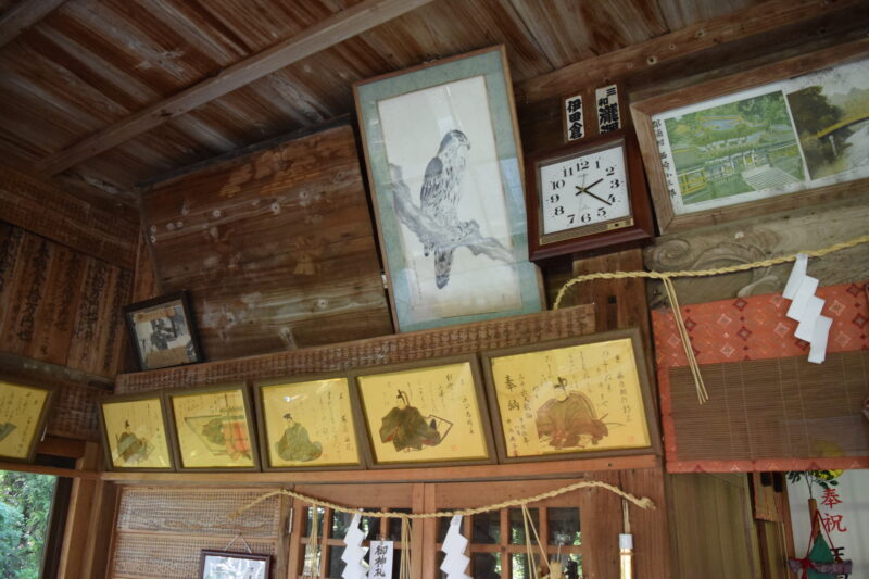 郡浦神社_本堂内1