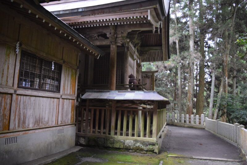 草部吉見神社_本堂2