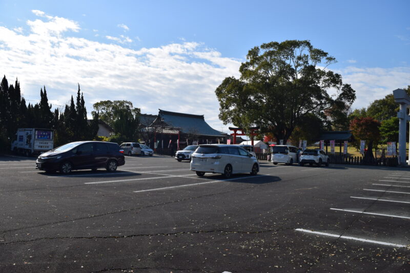 代継宮_駐車場