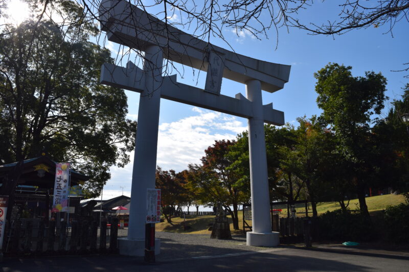 代継宮_正面鳥居