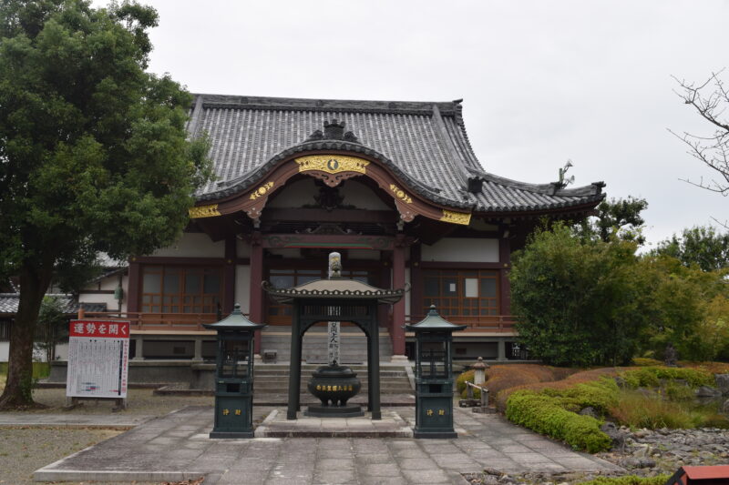 蓮華院誕生寺_本堂1