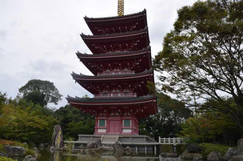 蓮華院誕生寺_五重塔