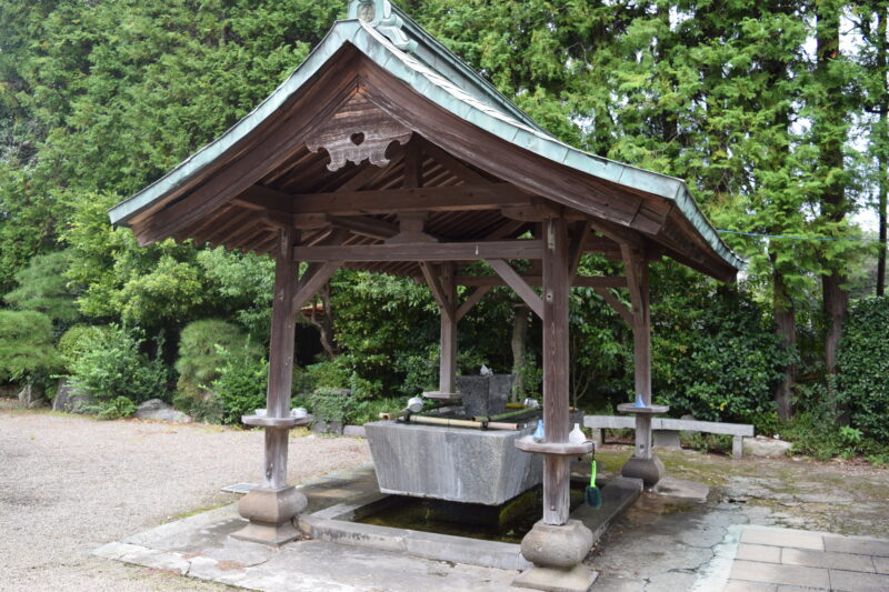 蓮華院誕生寺_手水舎