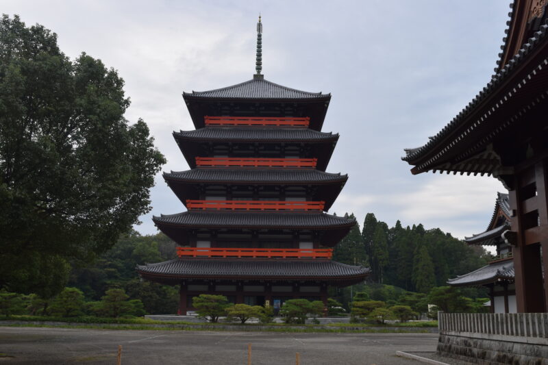 蓮華院誕生寺奥之院_五重の御堂