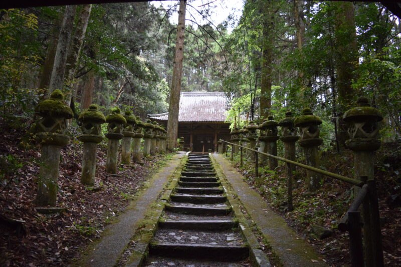 谷水薬師堂_参道
