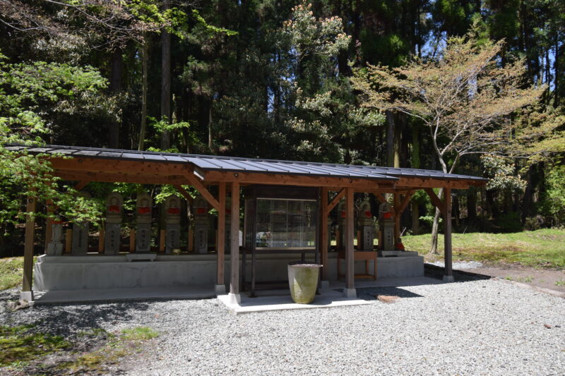 剣立不動荒神堂_お地蔵様1