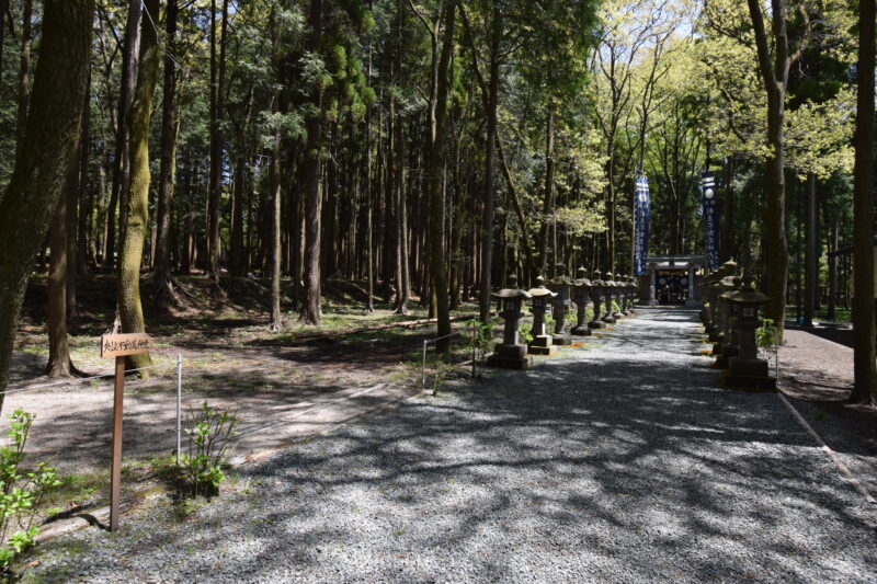 剣立不動荒神堂_剣立不動荒神1