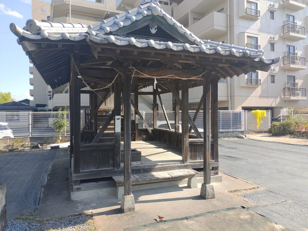 八咫烏神社
