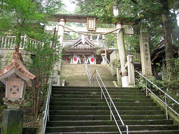 引用:幣立神宮（へいたてじんぐう） _ 観光スポット _ 【公式】熊本県観光サイト もっと、もーっと！くまもっと。
