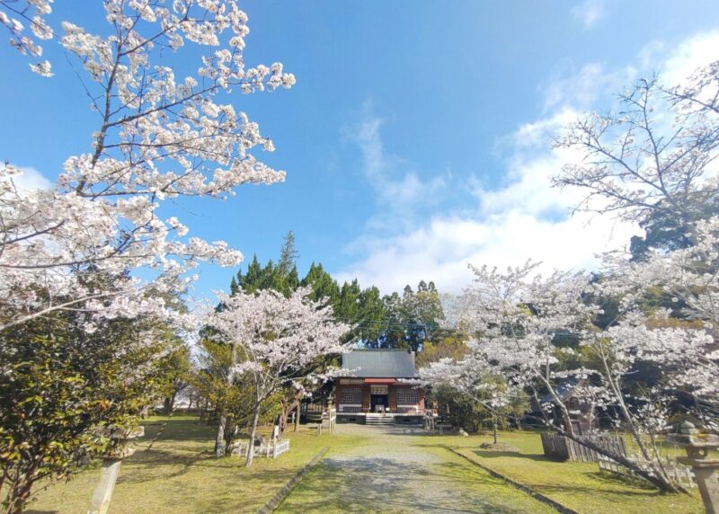 相良護国神社と人吉城跡【熊本県】 | 日本の神社仏閣めぐり (Shrine Japan Info)